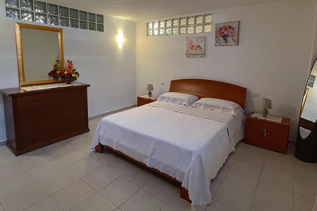Aristanis Home Vacation Apartment Oristano Exterior foto