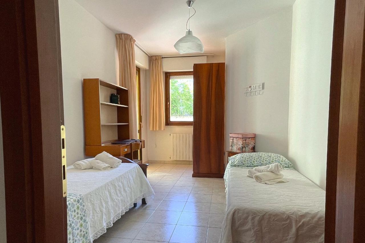 Aristanis Home Vacation Apartment Oristano Exterior foto